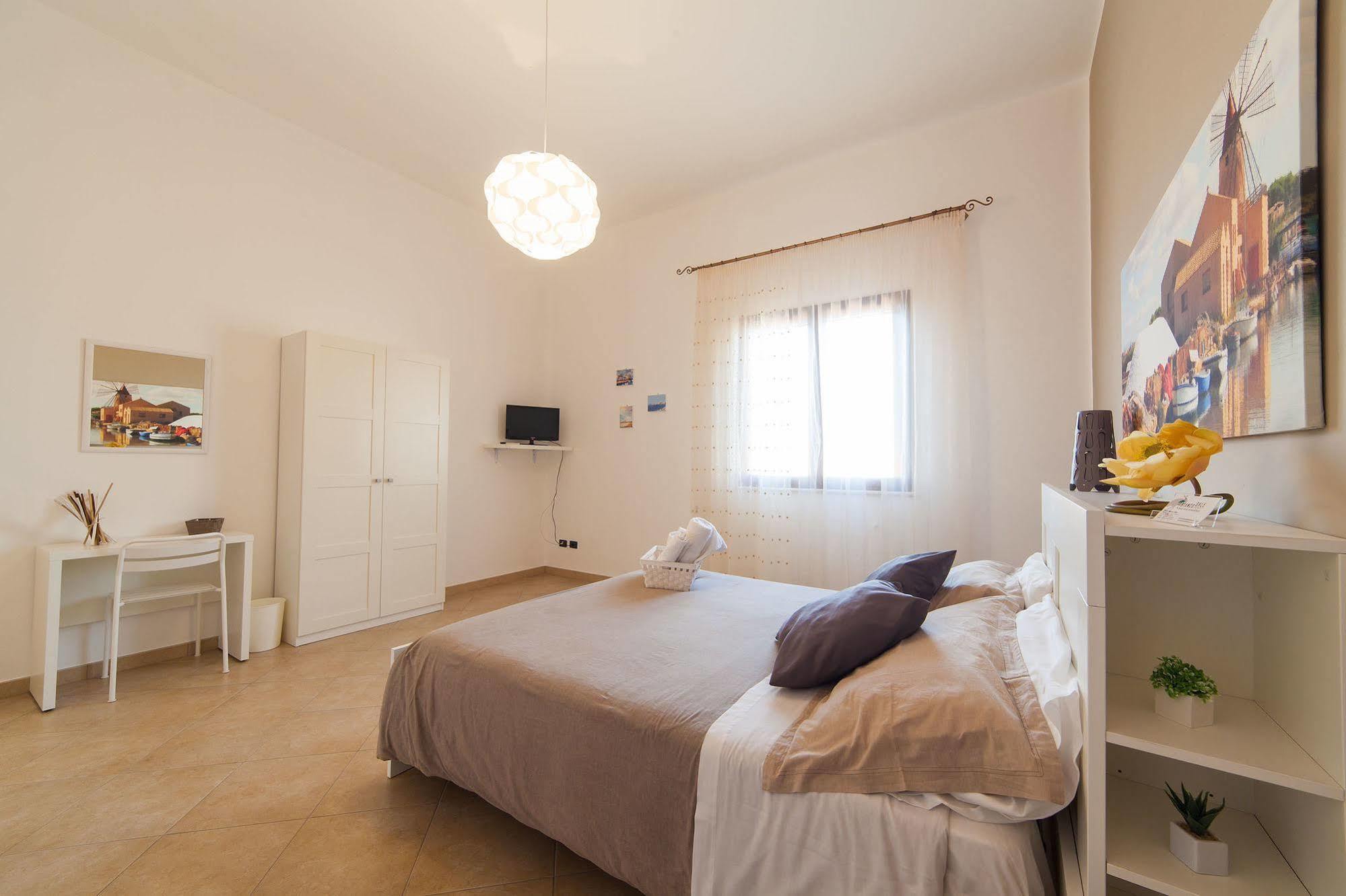 Bianco Sale Trapani Bed & Breakfast Rilievo Ngoại thất bức ảnh